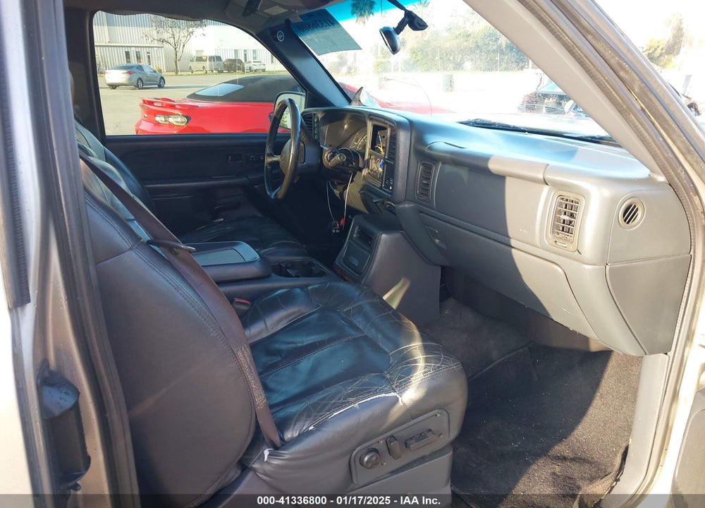2000 CHEVROLET SILVERADO 1500 LT VIN: 2GCEK19T1Y1117024