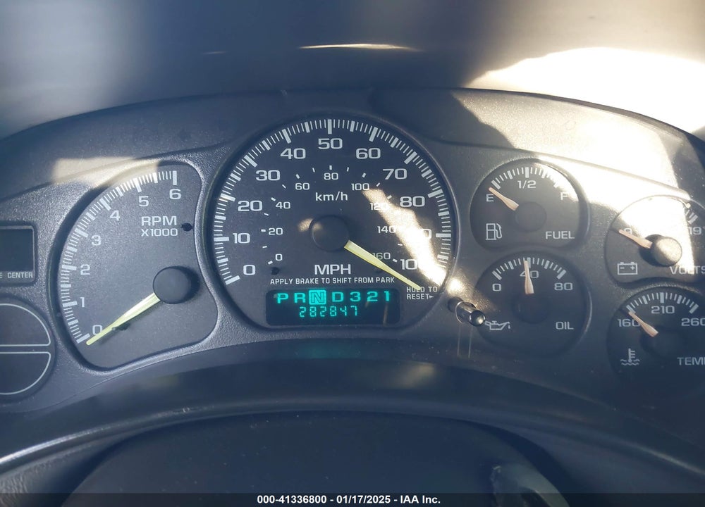 2000 CHEVROLET SILVERADO 1500 LT VIN: 2GCEK19T1Y1117024