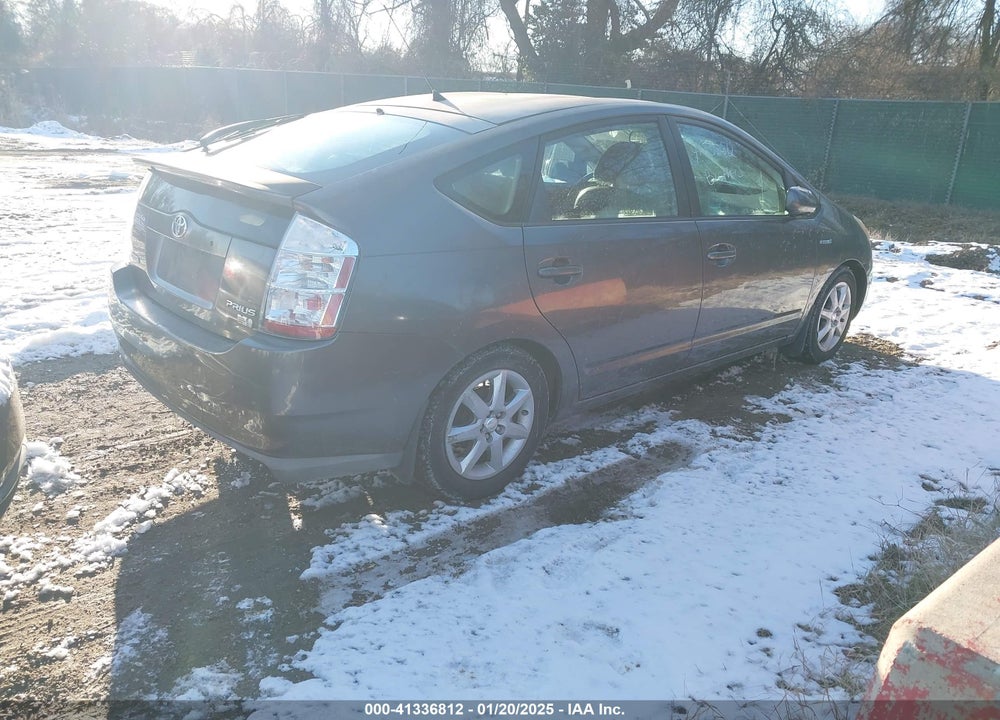 2008 TOYOTA PRIUS TOURING VIN: JTDKB20U483320837
