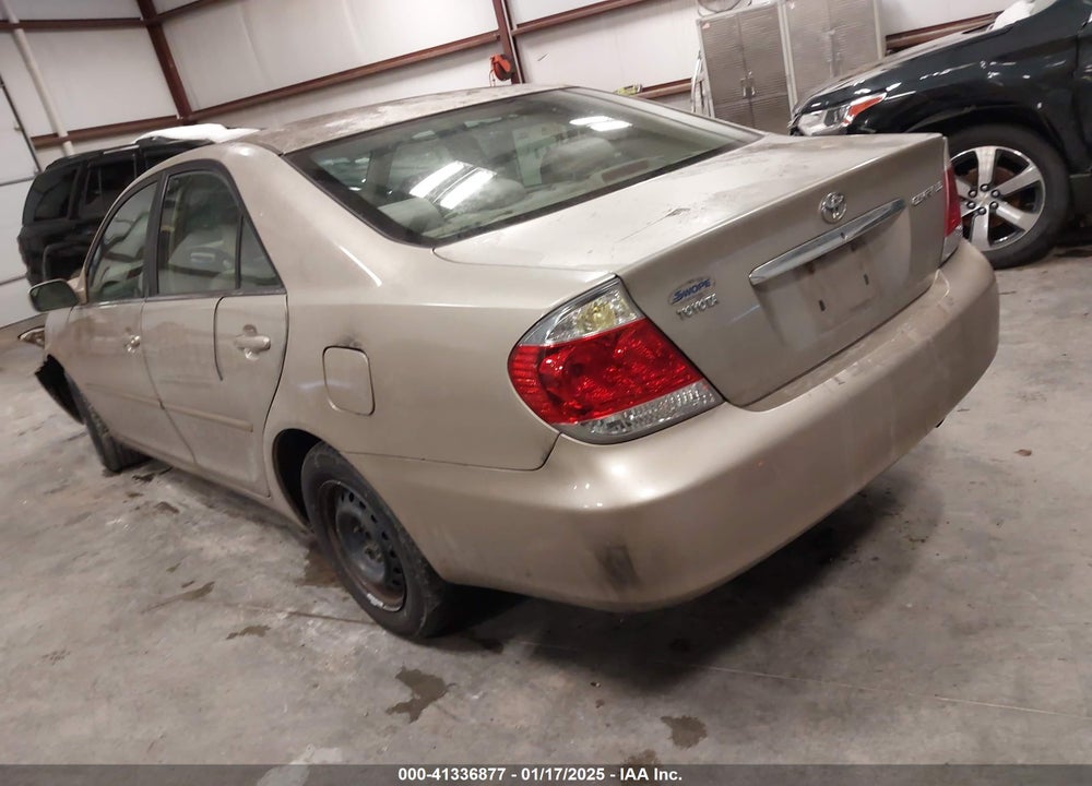2005 TOYOTA CAMRY VIN: 4T1BE32K35U083199