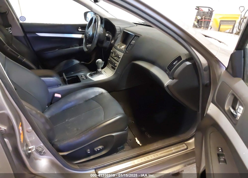 2009 INFINITI G37X VIN: JNKCV61F89M363350