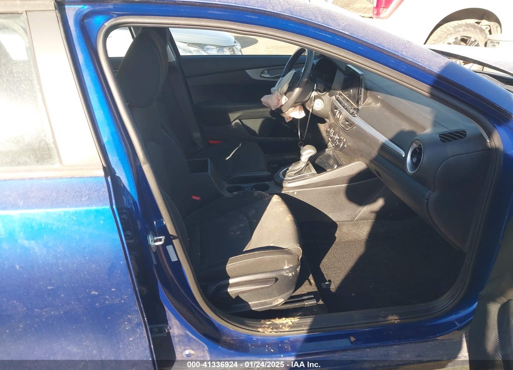 2023 KIA FORTE LXS VIN: 3KPF24AD7PE648269