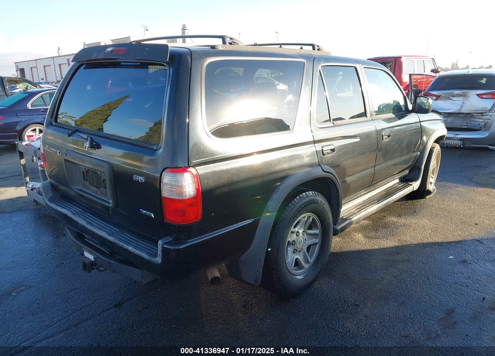 1999 TOYOTA 4RUNNER SR5 V6 VIN: JT3GN86R9X0132614