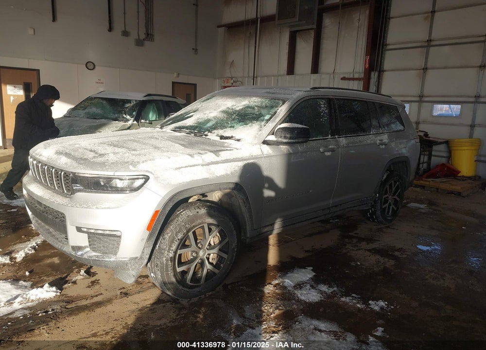 2024 JEEP GRAND CHEROKEE L LIMITED 4X4 VIN: 1C4RJKBG2R8542483