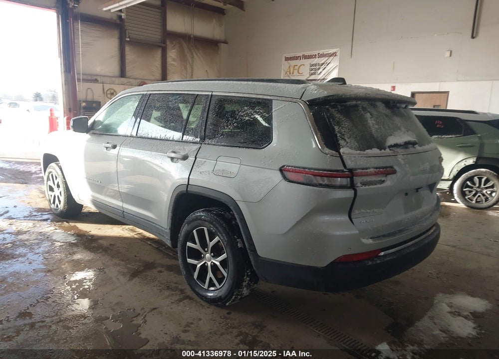 2024 JEEP GRAND CHEROKEE L LIMITED 4X4 VIN: 1C4RJKBG2R8542483