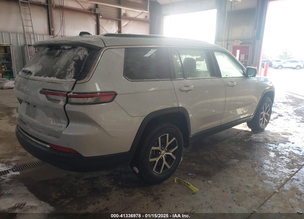2024 JEEP GRAND CHEROKEE L LIMITED 4X4 VIN: 1C4RJKBG2R8542483