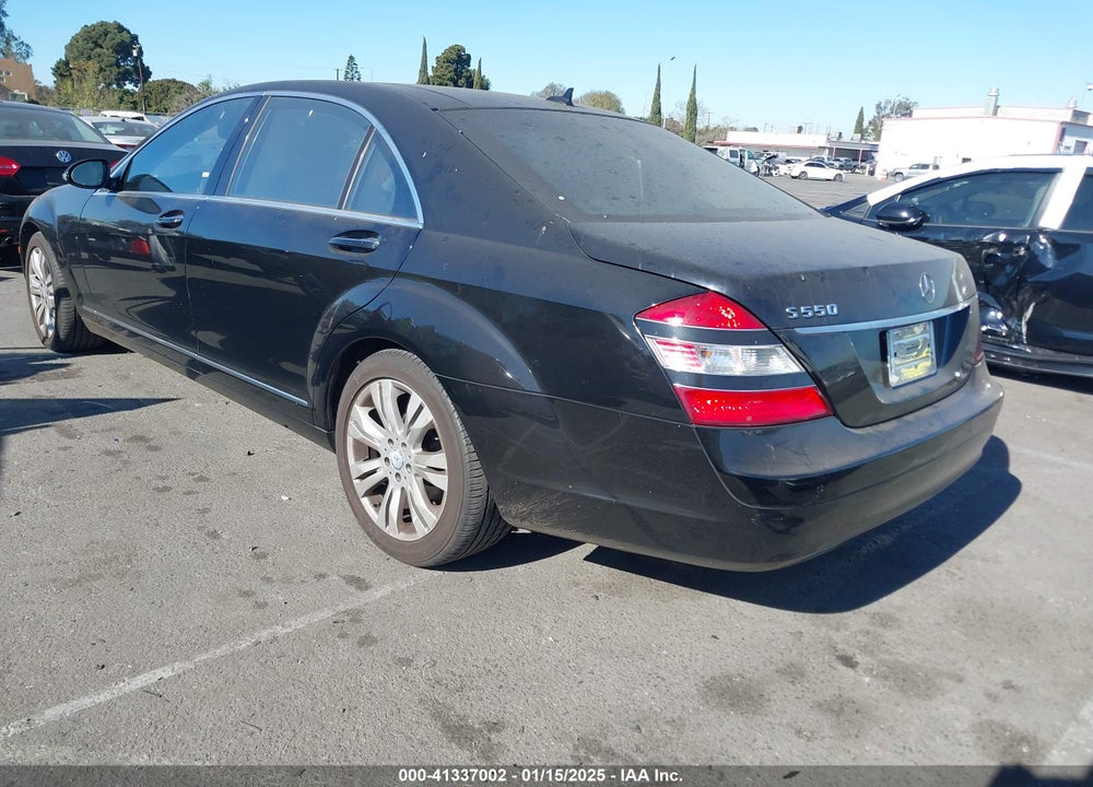 2009 MERCEDES-BENZ S 550 VIN: WDDNG71X99A262652