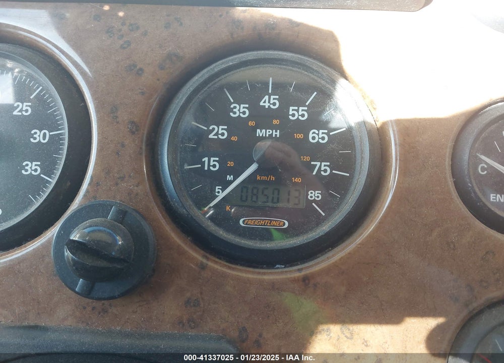 2004 FREIGHTLINER CHASSIS X LINE MOTOR HOME VIN: 4UZABFCY14CM65986