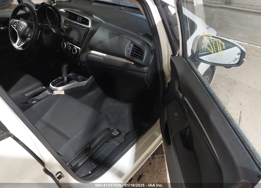2017 HONDA FIT VIN: JHMGK5H76HS022381