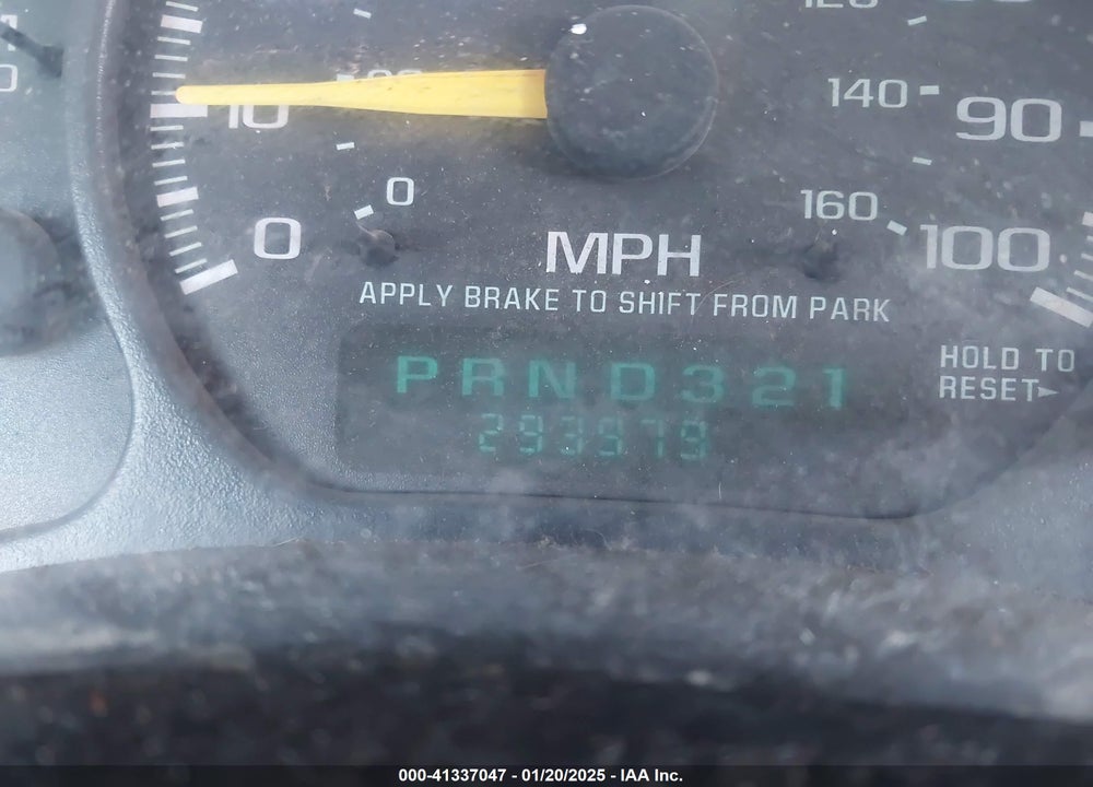 2000 GMC SIERRA 1500 SLE VIN: 2GTEK19T4Y1132228
