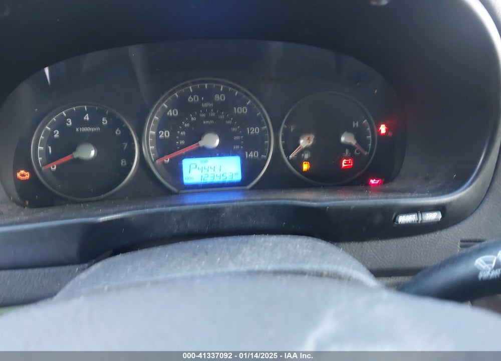 2012 HYUNDAI SANTA FE GLS VIN: 5XYZG3ABXCG134940