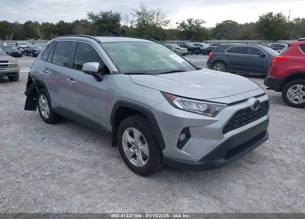 2020 TOYOTA RAV4 XLE VIN: JTMP1RFV1LD055198