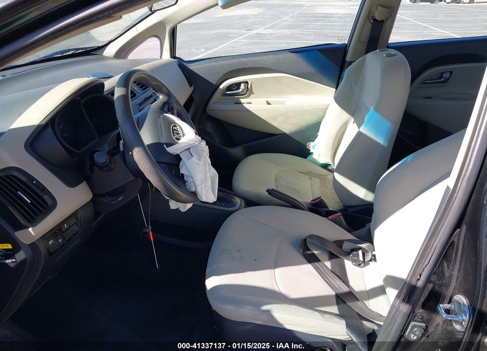 2013 KIA RIO VIN: KNADM4A3XD6256653