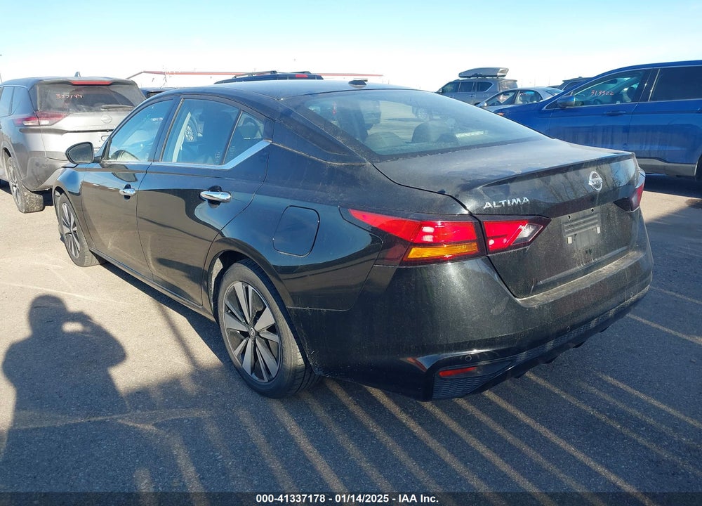 2022 NISSAN ALTIMA SV FWD VIN: 1N4BL4DV2NN390094