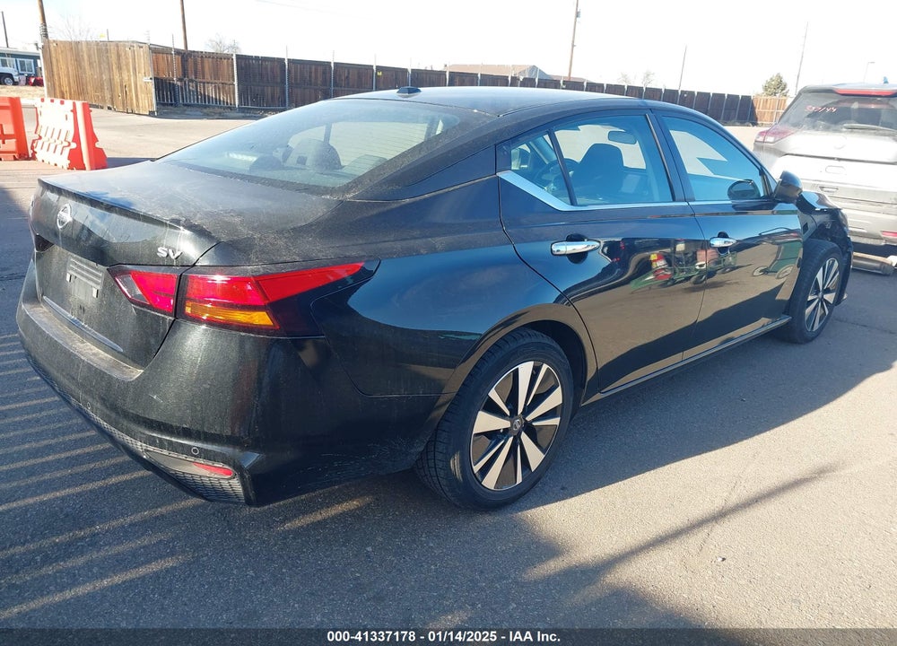 2022 NISSAN ALTIMA SV FWD VIN: 1N4BL4DV2NN390094