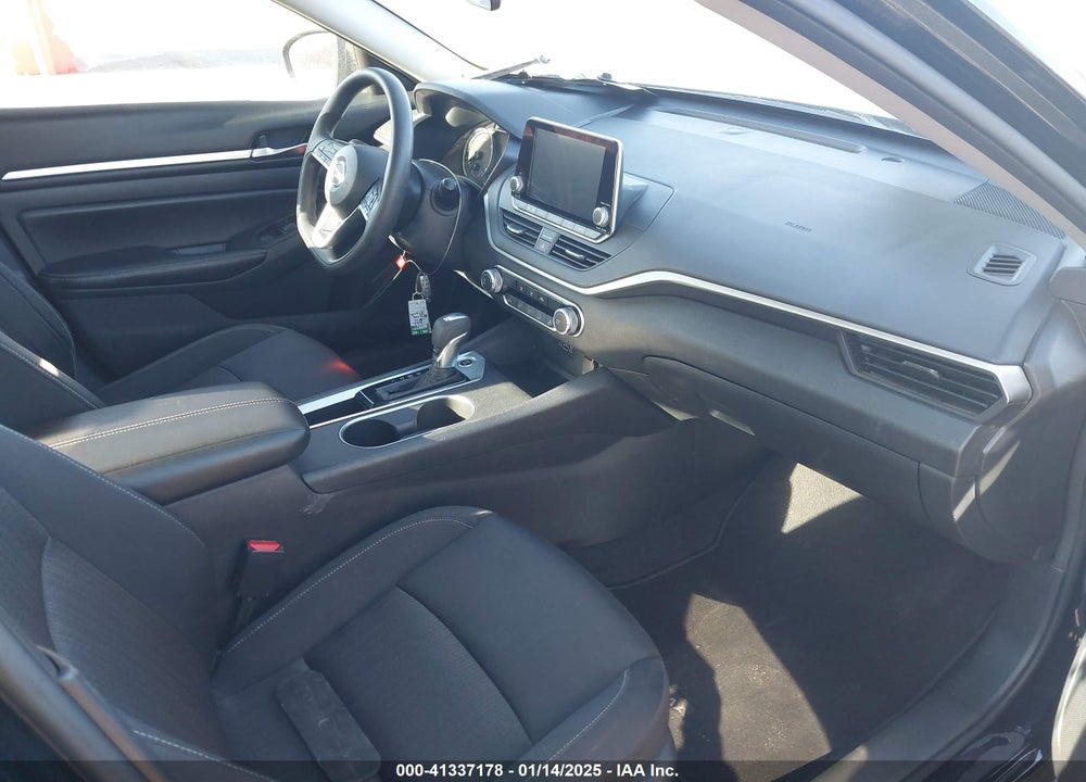 2022 NISSAN ALTIMA SV FWD VIN: 1N4BL4DV2NN390094