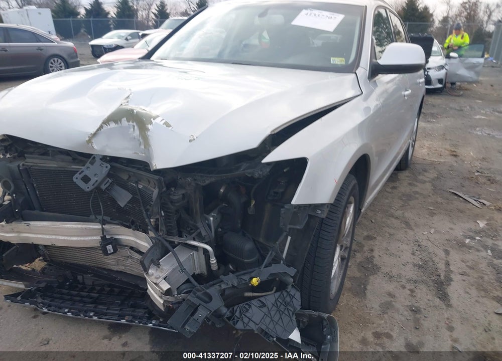 2014 AUDI Q5 2.0T PREMIUM VIN: WA1LFAFPXEA096995