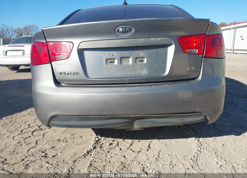 2012 KIA FORTE VIN: KNAFU4A28C5613106