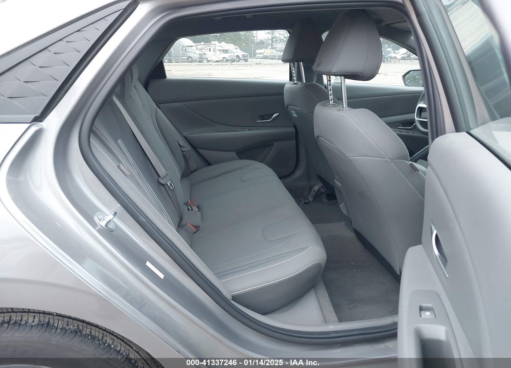 2024 HYUNDAI ELANTRA SEL VIN: KMHLM4DG6RU821749