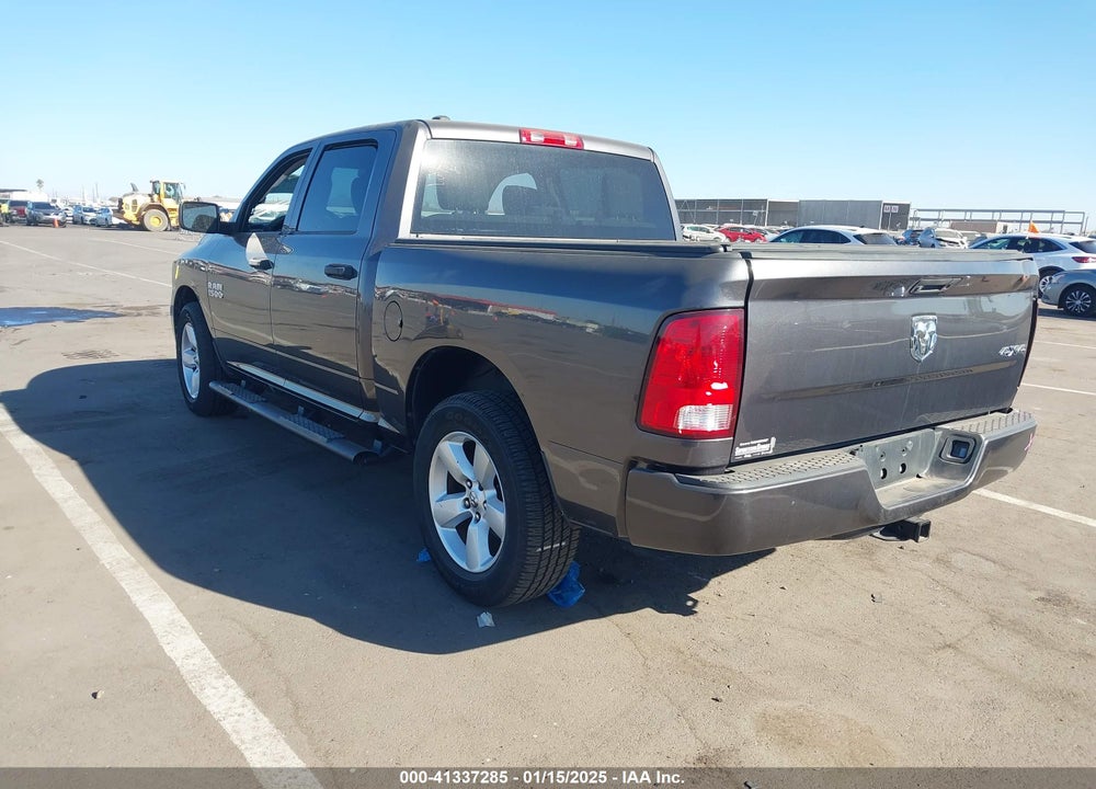 2015 RAM 1500 VIN: 1C6RR7KG1FS769305