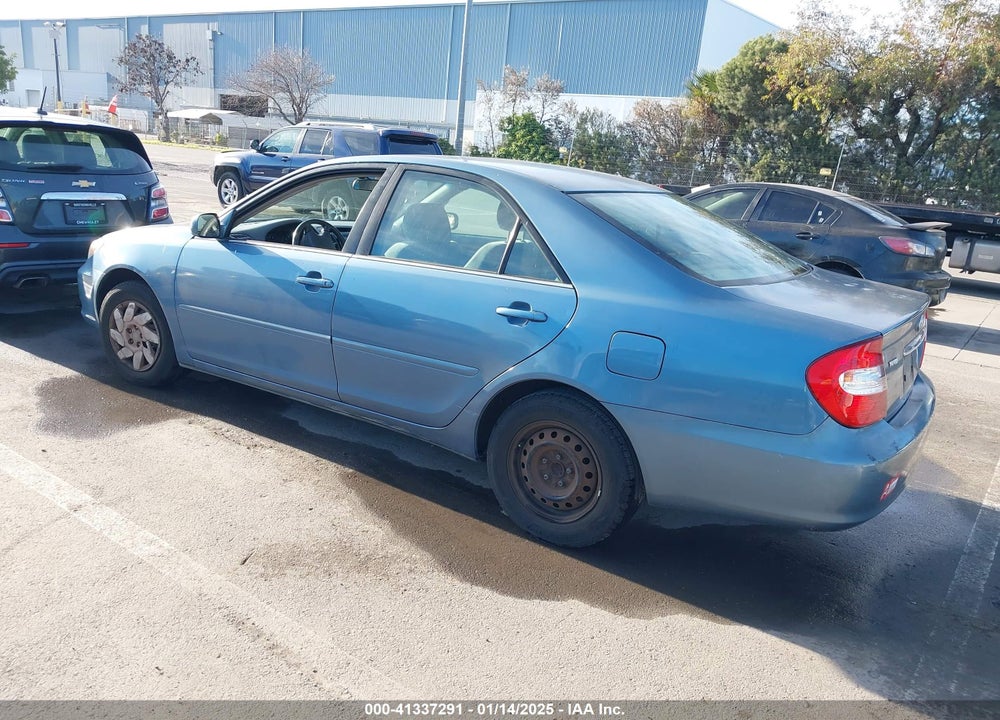 2004 TOYOTA CAMRY LE VIN: 4T1BE32K14U918201