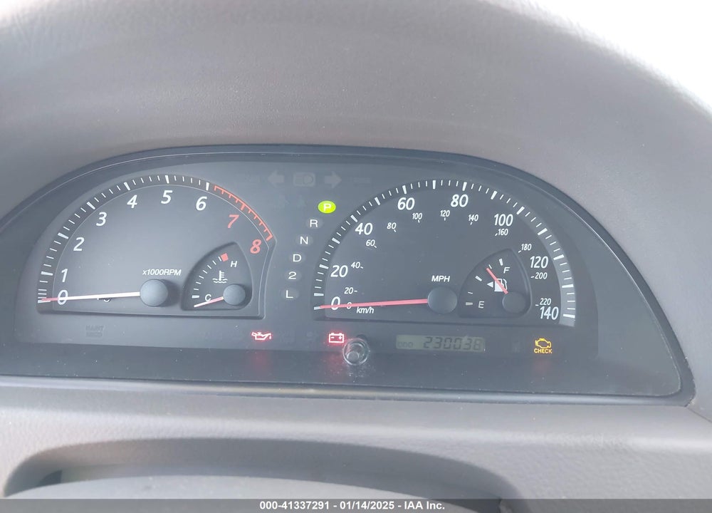 2004 TOYOTA CAMRY LE VIN: 4T1BE32K14U918201
