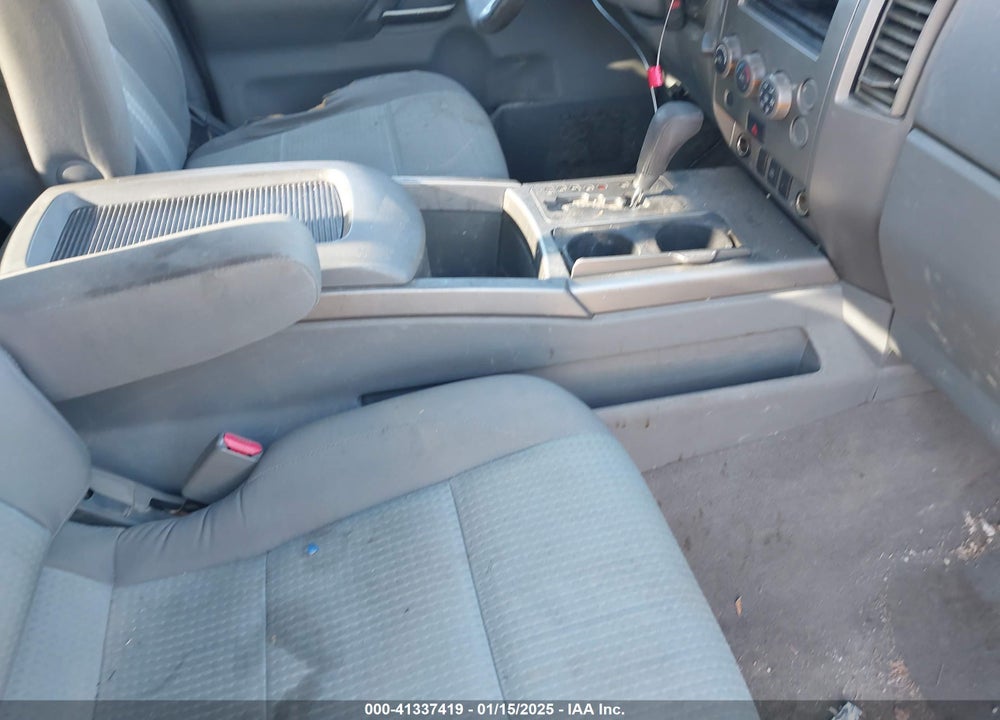 2006 NISSAN TITAN SE VIN: 1N6BA06B26N570377