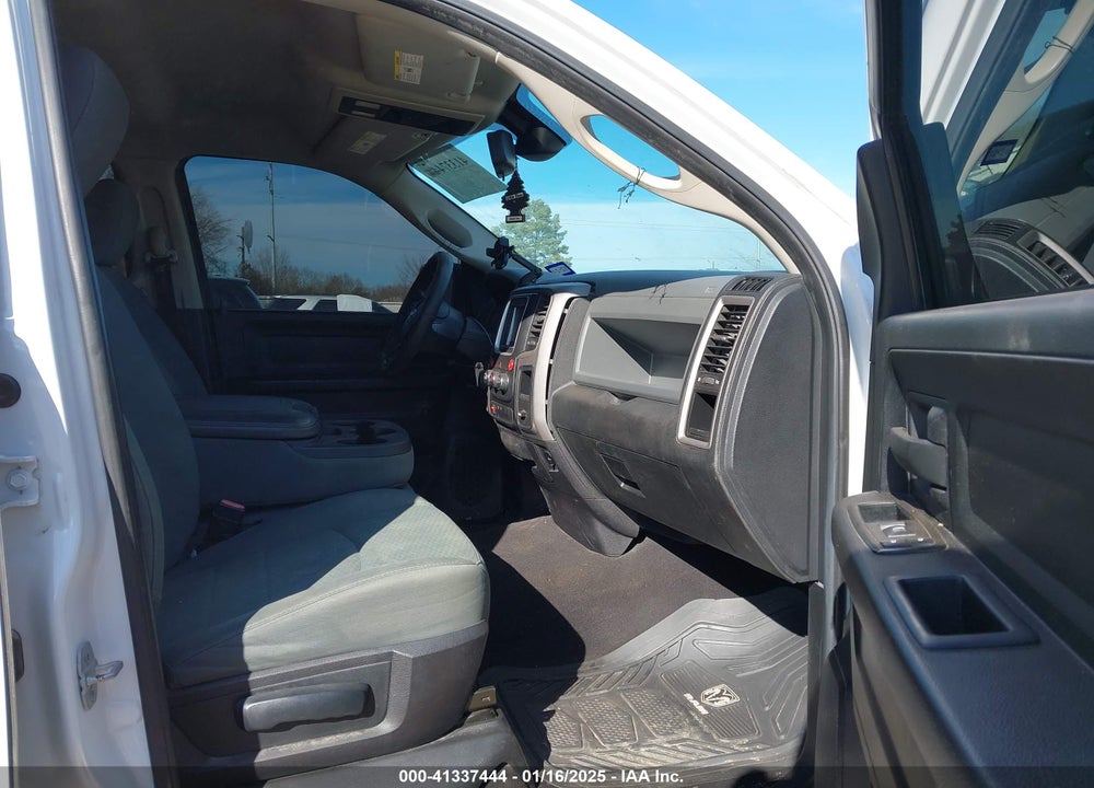 2014 RAM 1500 VIN: 1C6RR6FG2ES301831