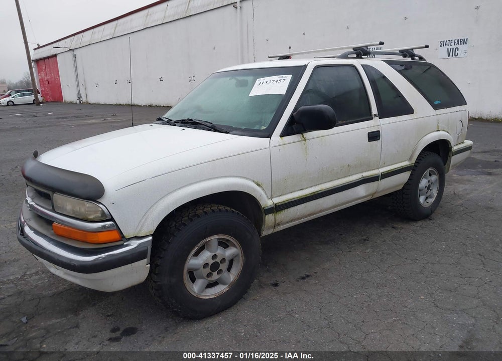 2000 CHEVROLET BLAZER LS VIN: 1GNCT18W6YK294336
