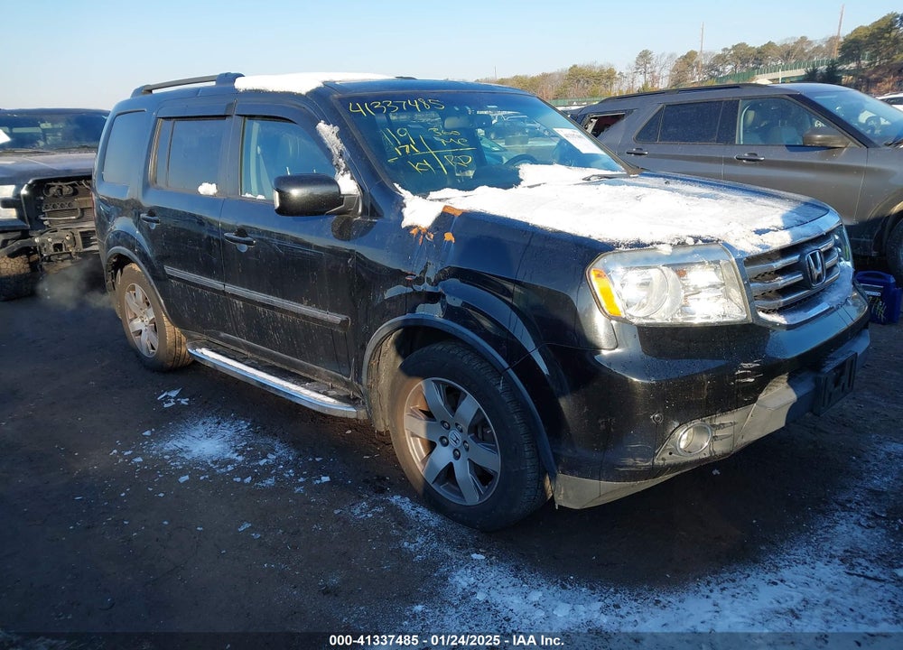 2015 HONDA PILOT TOURING VIN: 5FNYF4H97FB009509