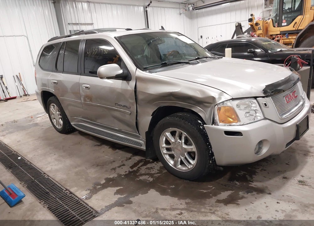 2006 GMC ENVOY DENALI VIN: 1GKET63M062111812
