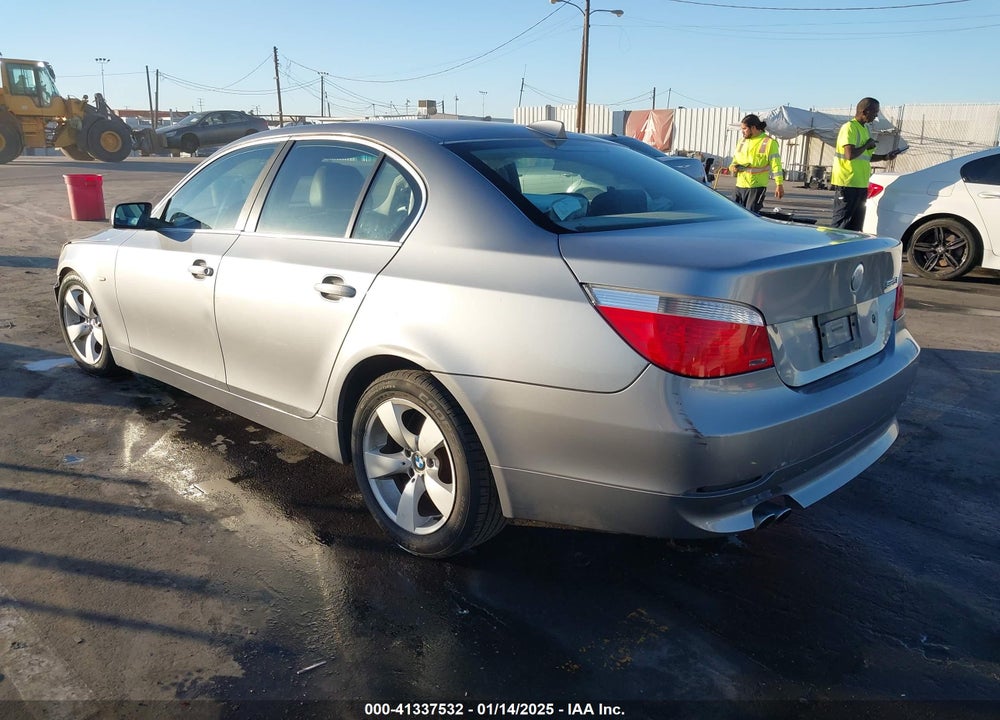 2005 BMW 525I VIN: WBANA53555B860458