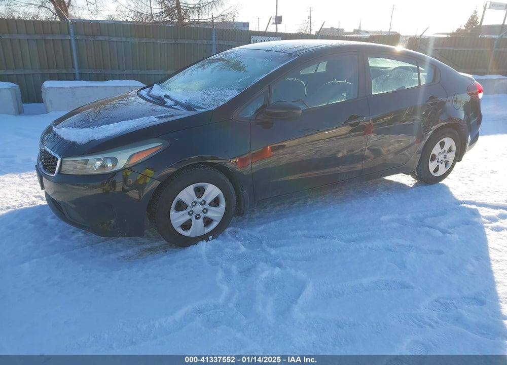 2018 KIA FORTE VIN: 3KPFL4A75JE195381