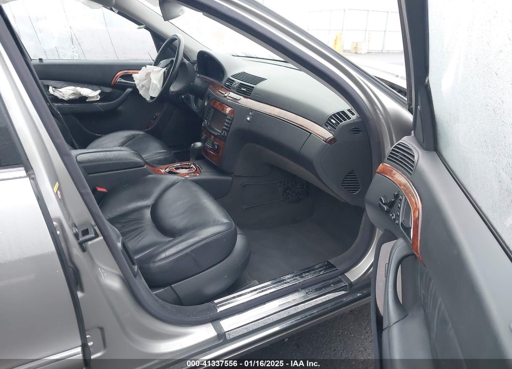 2004 MERCEDES-BENZ S 500 4MATIC VIN: WDBNG84J24A404189