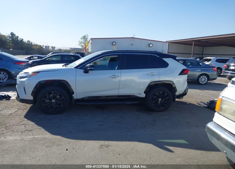2022 TOYOTA RAV4 HYBRID XSE VIN: 4T3E6RFV0NU086201