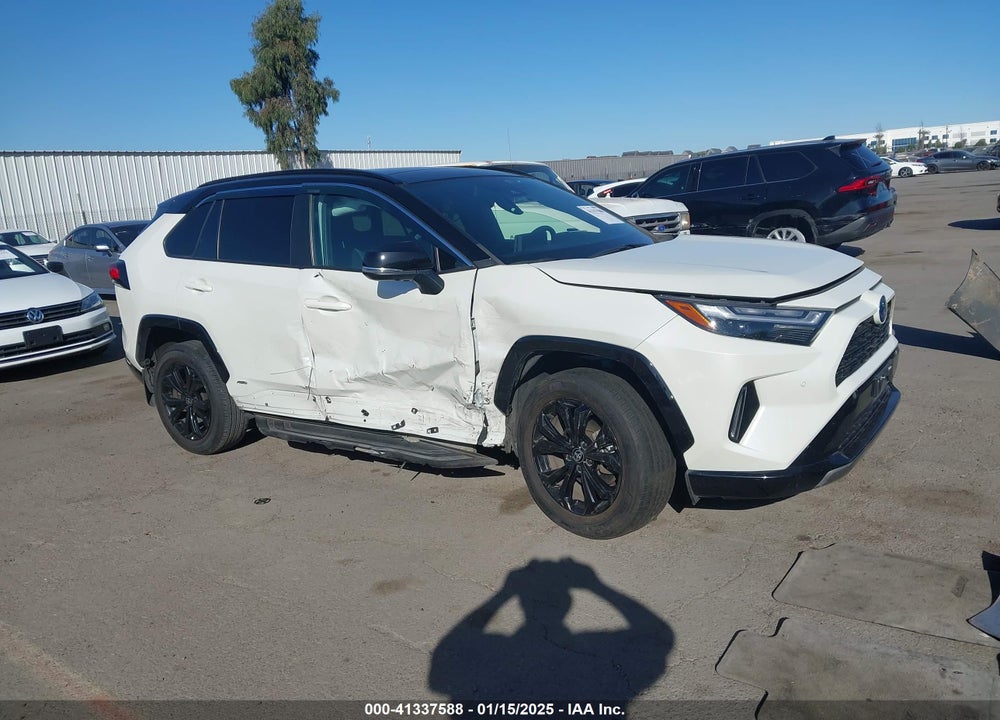 2022 TOYOTA RAV4 HYBRID XSE VIN: 4T3E6RFV0NU086201