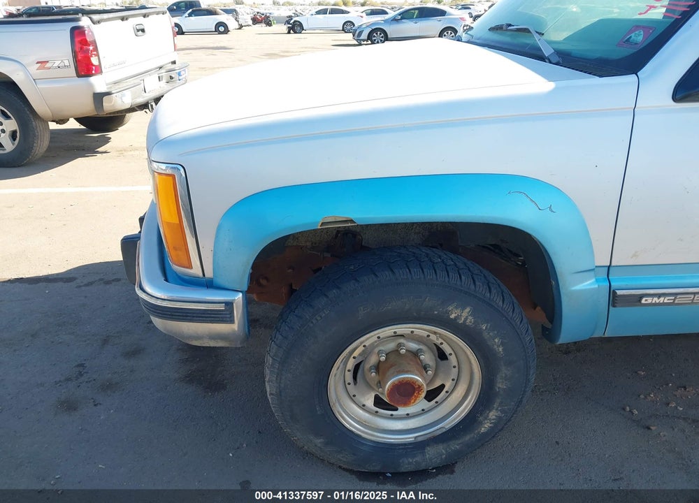 1993 GMC SIERRA K2500 VIN: 1GTGK29F2PE545075