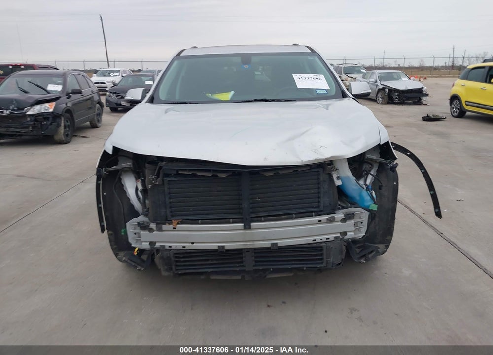 2018 CHEVROLET TRAVERSE 1LT VIN: 1GNERGKW0JJ153244