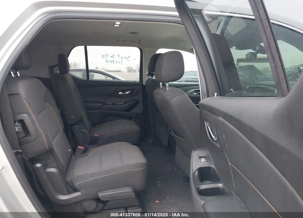 2018 CHEVROLET TRAVERSE 1LT VIN: 1GNERGKW0JJ153244