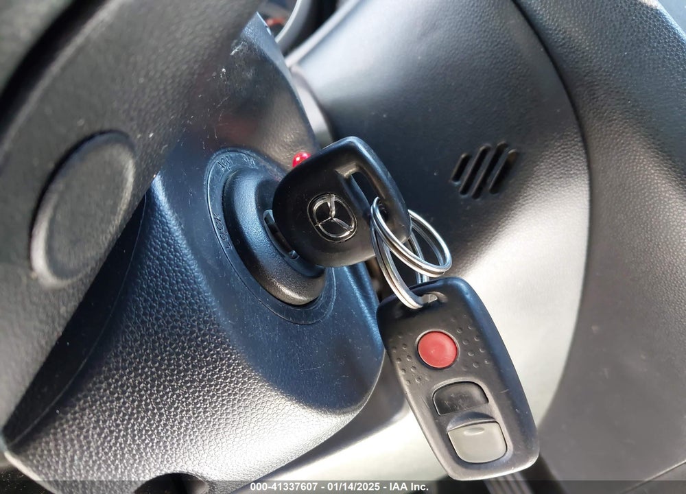 2007 MAZDA MAZDA3 VIN: JM1BK344471728152