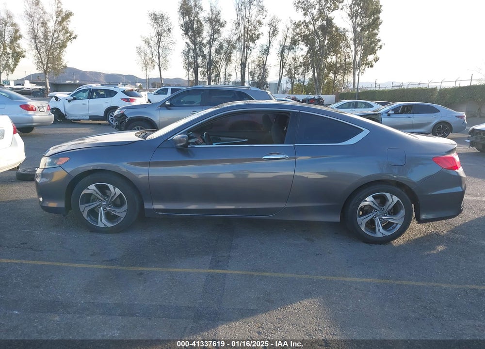 2013 HONDA ACCORD VIN: 1HGCT1B37DA022368
