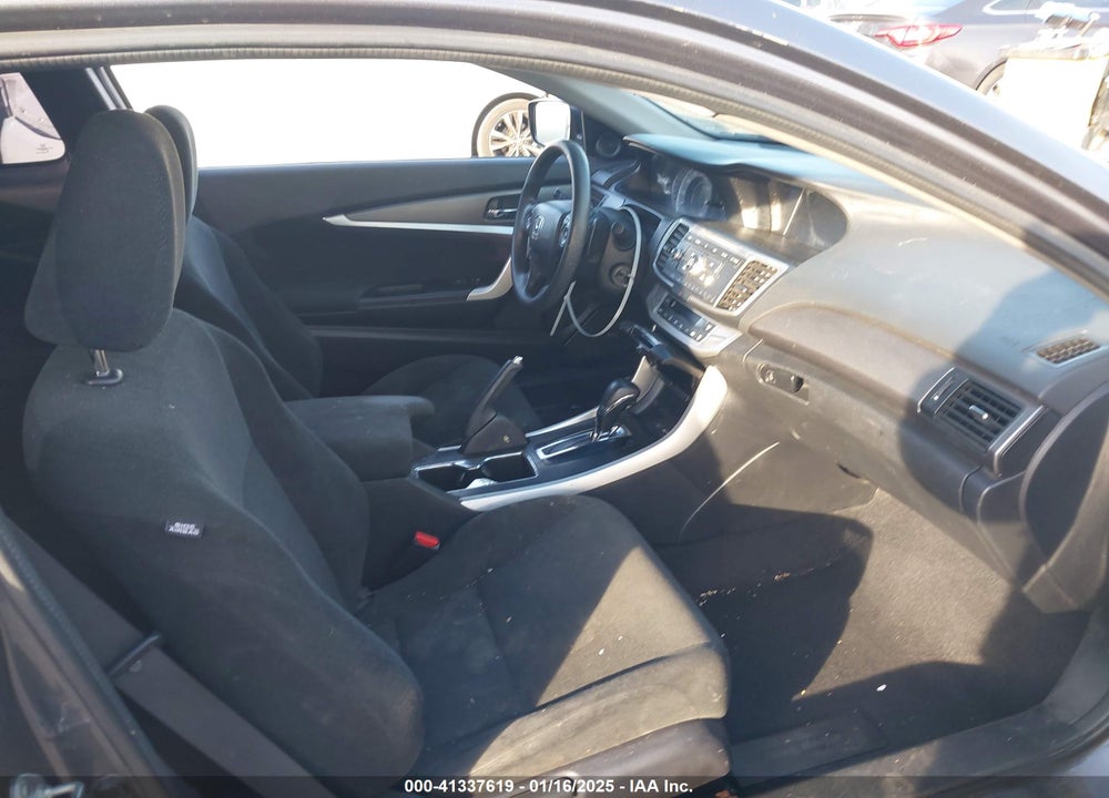 2013 HONDA ACCORD VIN: 1HGCT1B37DA022368