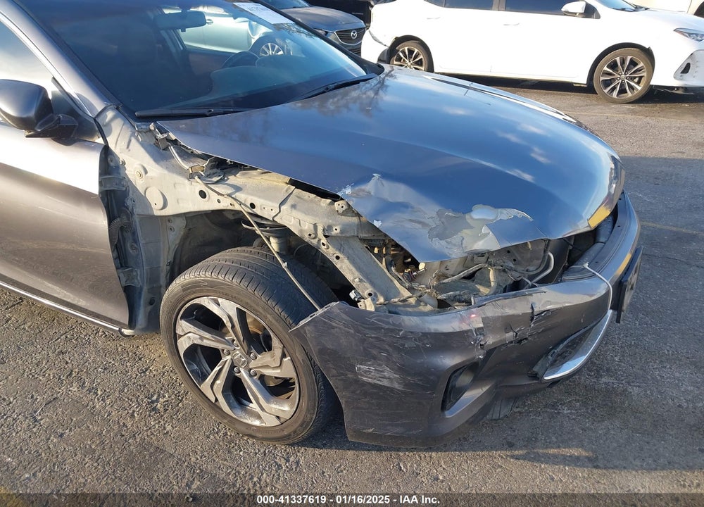 2013 HONDA ACCORD VIN: 1HGCT1B37DA022368