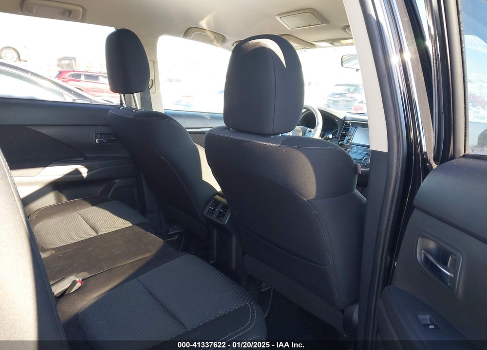 2019 MITSUBISHI OUTLANDER ES VIN: JA4AD2A33KZ018160