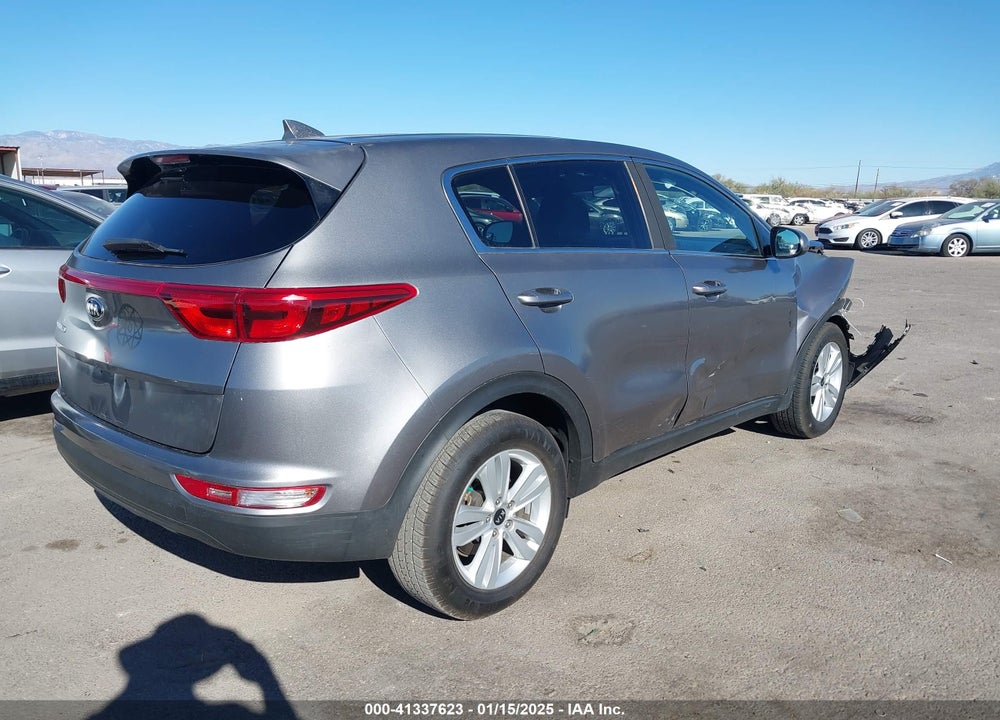2018 KIA SPORTAGE LX VIN: KNDPM3ACXJ7314826