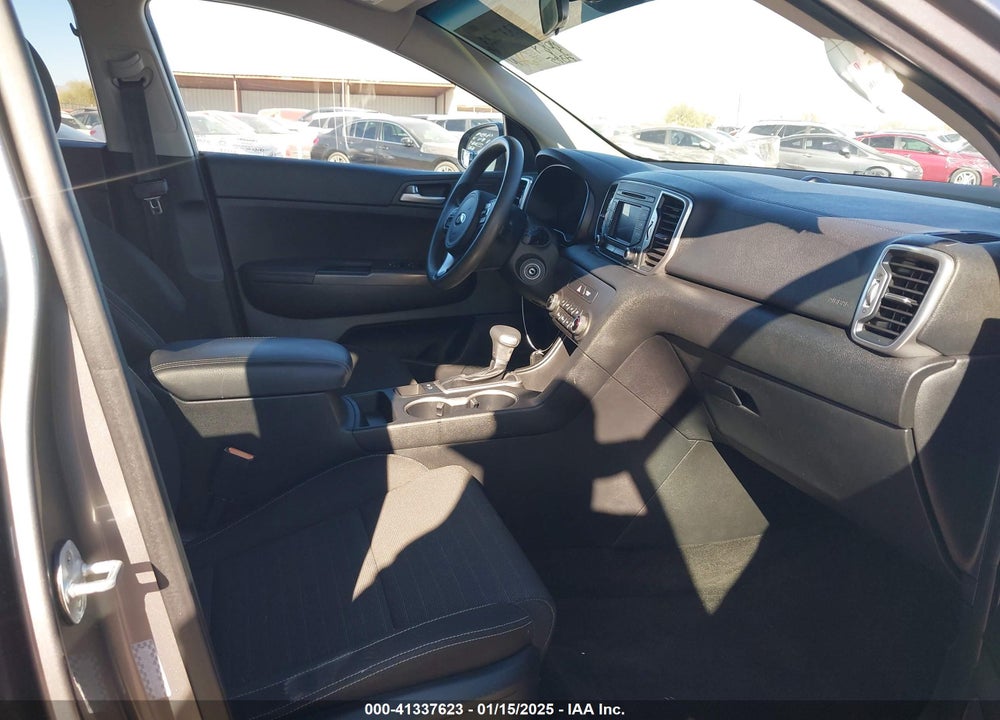 2018 KIA SPORTAGE LX VIN: KNDPM3ACXJ7314826