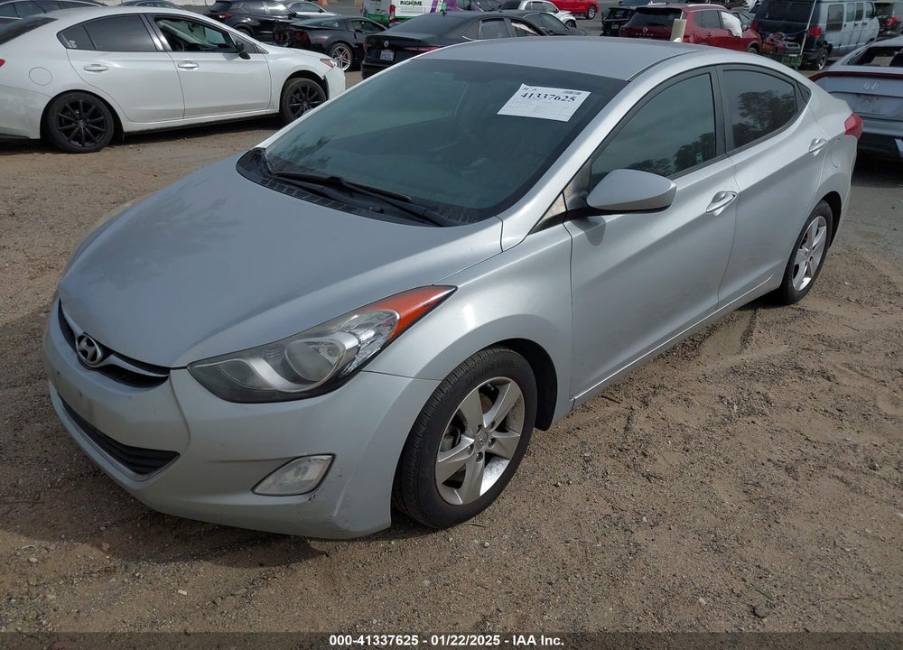 2013 HYUNDAI ELANTRA VIN: 5NPDH4AE1DH276370