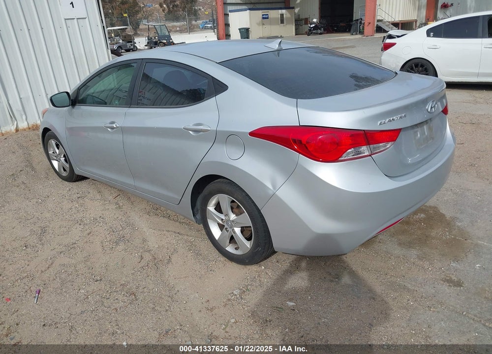 2013 HYUNDAI ELANTRA VIN: 5NPDH4AE1DH276370