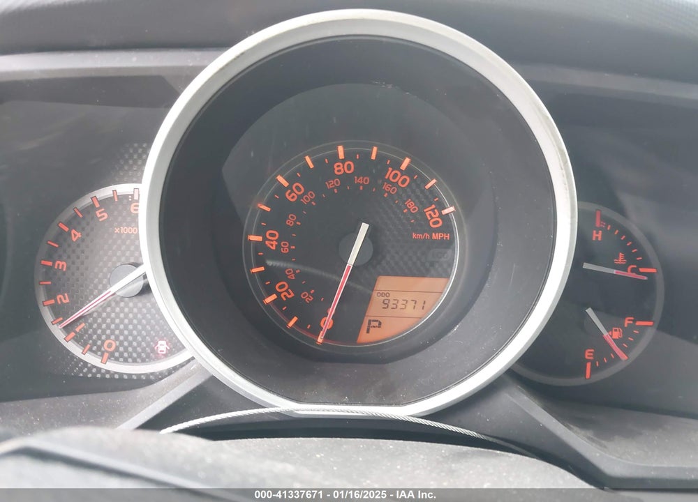 2010 TOYOTA 4RUNNER SR5 V6 VIN: JTEZU5JR2A5007733