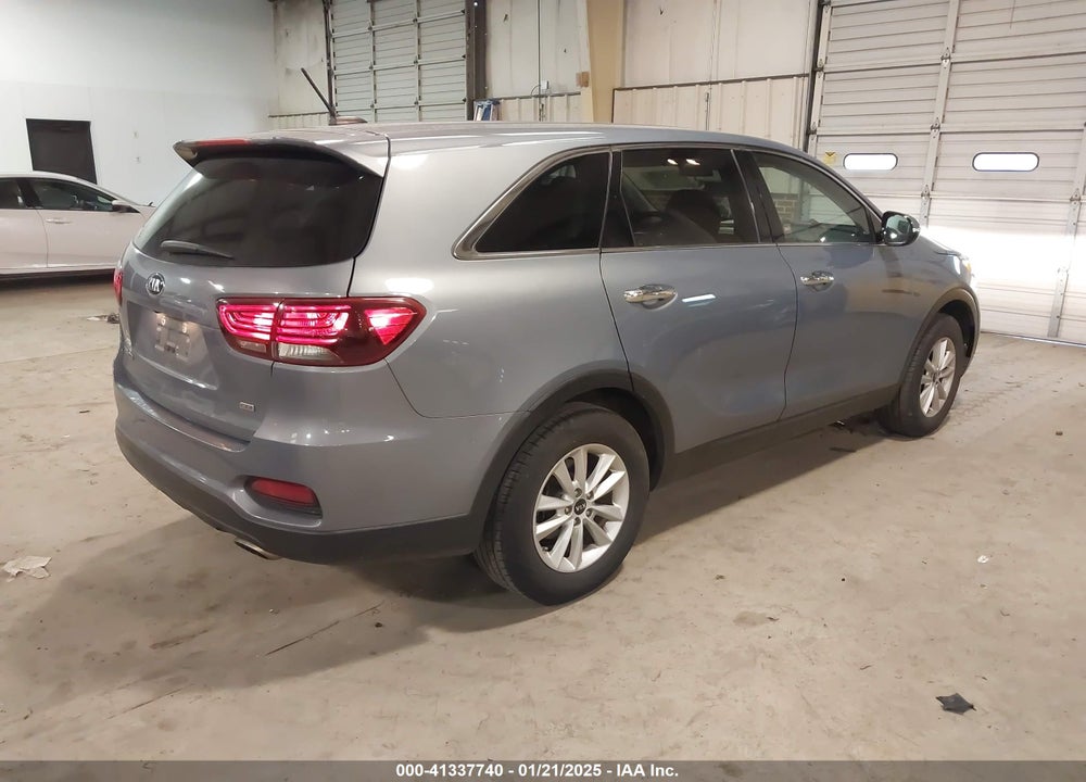2020 KIA SORENTO 2.4L L VIN: 5XYPG4A38LG629076